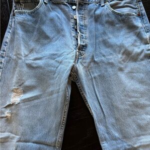 Vintage Levi's Blue Relaxed Fit Jeans with Distressed Details